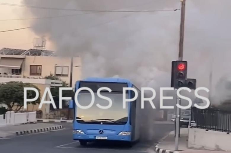 Φωτιά σε λεωφορείο