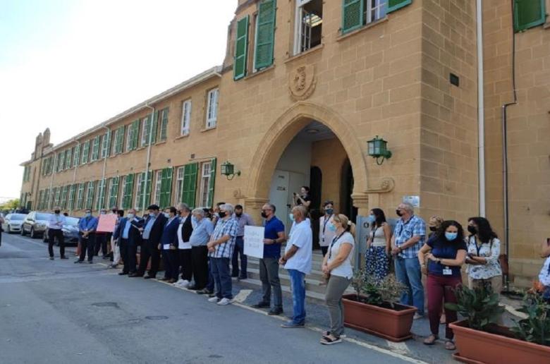 Σε αυθόρμητη στάση εργασίας η Οργάνωση Προσωπικού Αγγλικής Σχολής
