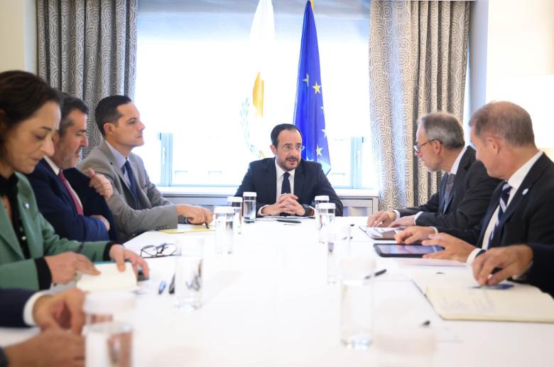 ΠτΔ: Συναντήθηκε με στελέχη της AMAZON -Θέλει την Κύπρο κέντρο καινοτομίας