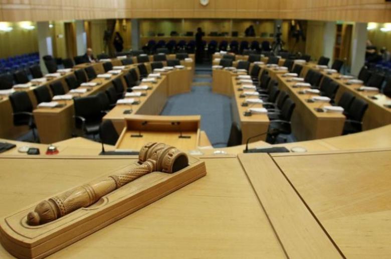 Αλλάζει ο νόμος για ενημέρωση επενδυτών – 1 αντί για 2 έγγραφα 