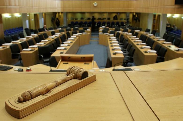 Συνταξιοδοτικό Δημοσίων: Τι λένε οι 8 συντεχνίες