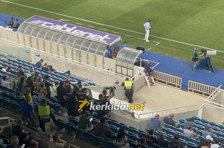 (ΒΙΝΤΕΟ kerkida) "Τακτακαλάς ΟΛΕ" μετά το γκολ!