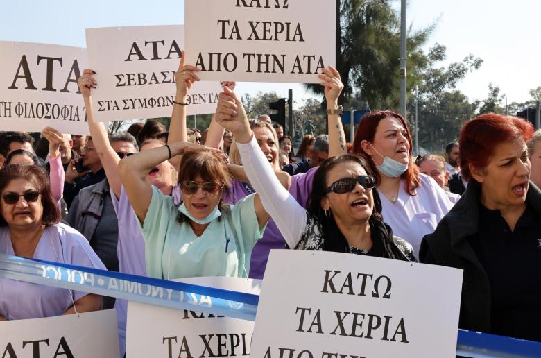 Οι συντεχνίες αποφασίζουν σε πανσυνδικαλιστική σύσκεψη σήμερα για τη στάση τους για ΑΤΑ