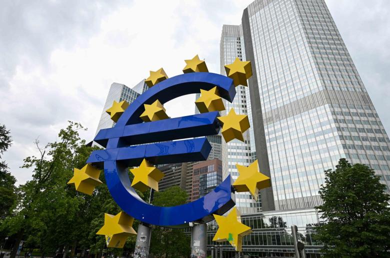Τίτλοι τέλους από την ΕΚΤ στις μειώσεις επιτοκίων