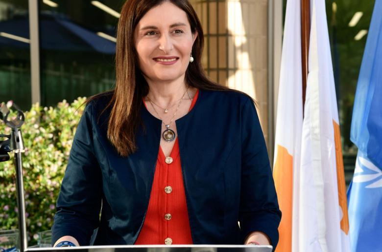 Τα πλεονεκτήματα του κυπριακού νηολογίου παρουσίασε η Χατζημανώλη στο Λονδίνο