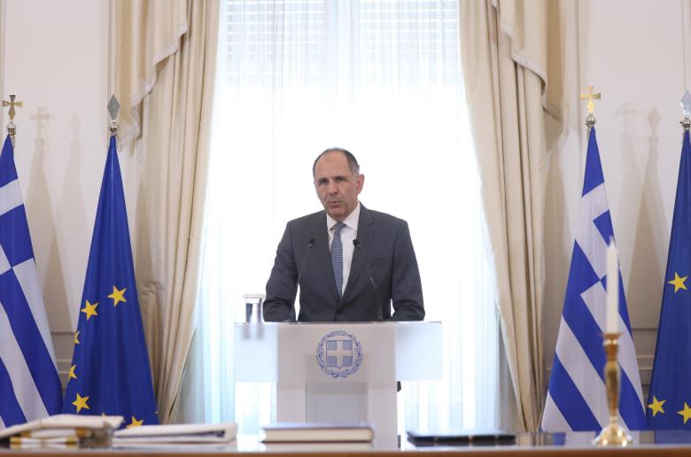 Συμφέροντα απεργάζονται τη μη εκτέλεση του έργου, είπε για το καλώδιο ο Γεραπετρίτης
