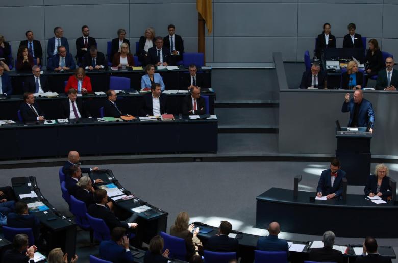 Το γερμανικό Κοινοβούλιο ενέκρινε προϋπολογισμό ως το τέλος του έτους