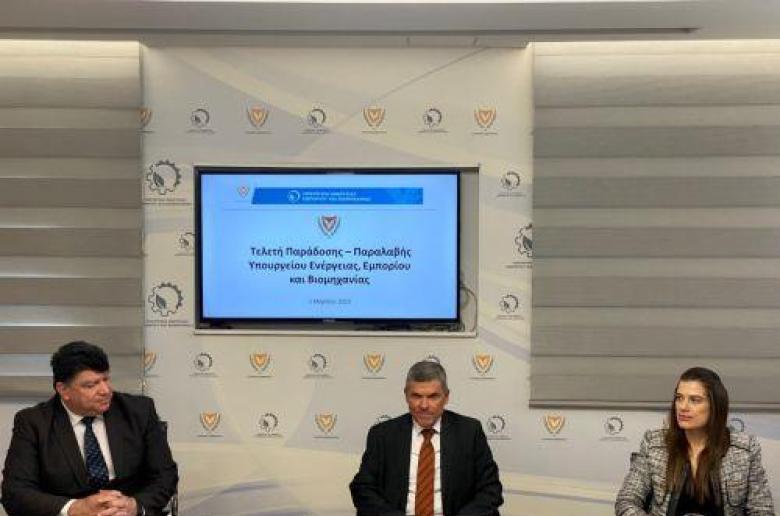 Νέος Υπουργός Εμπορίου: Πρώτιστο μέλημα η μείωση τιμών ενέργειας