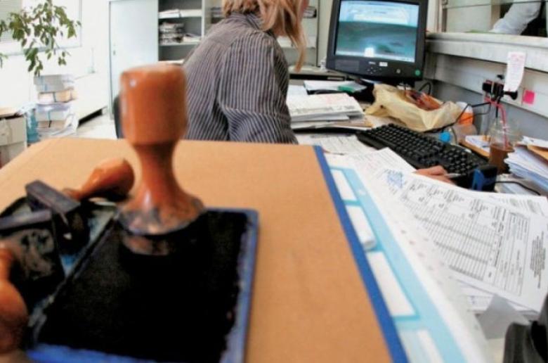 Δημόσιο: Κοστολογούν την γρηγορότερη ανέλιξη των χαμηλόμισθων - Εξελίξεις τον Σεπτέμβρη