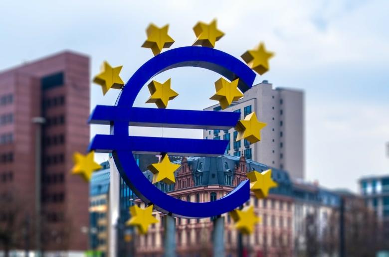 EKT: Γιατί θα αφήσει αμετάβλητα τα επιτόκια την ερχόμενη Πέμπτη