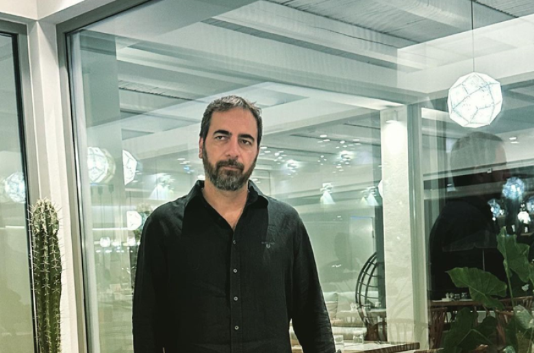 Λώρης Λοϊζίδης: Αποκάλυψε το ιδιαίτερο τατουάζ που έκανε - Σχετίζεται με τη δουλειά του (Φωτό)