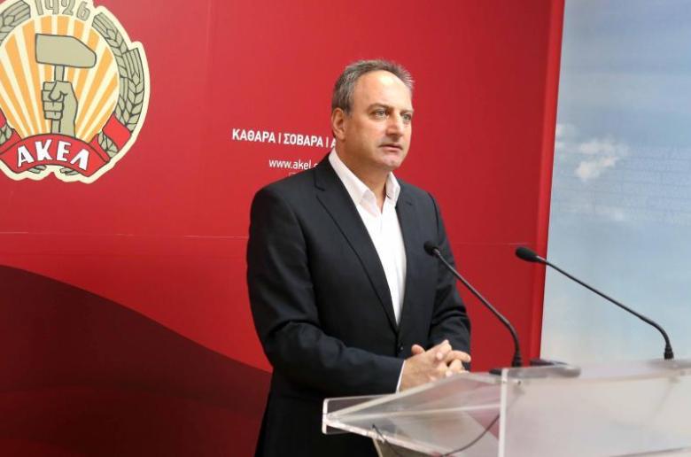 ΑΚΕΛ: Πρόταση νόμου για φορολόγηση των υπερκερδών από ΑΠΕ