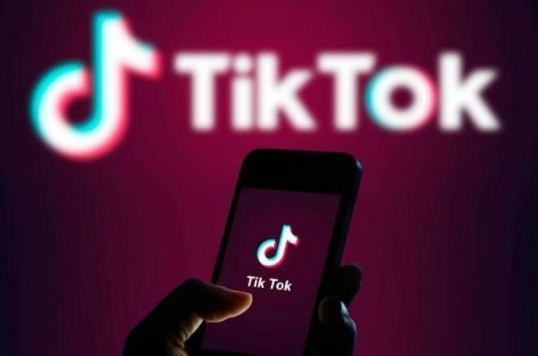 Στο «τραπέζι» η απαγόρευσή του Tik Tok και στην Ευρώπη