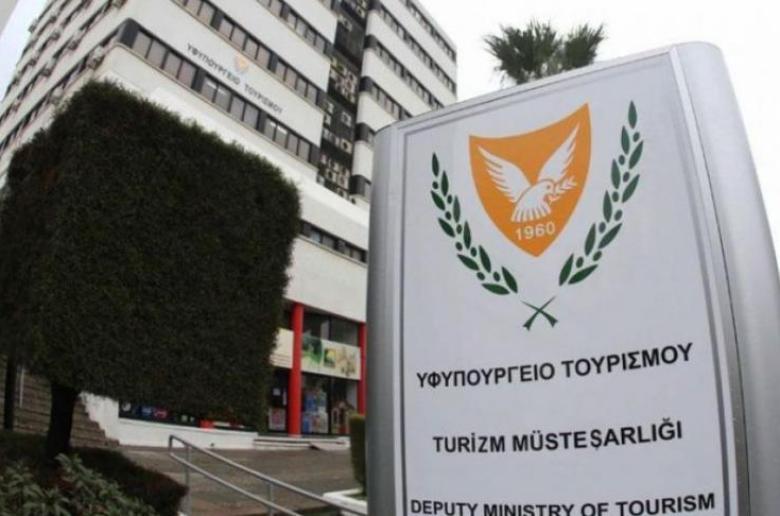 Ελεγκτική: Αν ο Υφ. Τουρισμού δεν ακυρώσει τον διορισμό της 19χρονης θα τον καταγγείλουμε
