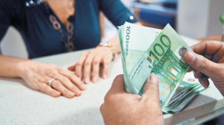 Ανέκδοτο Ημέρας - Έκανε το 100ευρο τατουάζ Ανέκδοτο Ημέρας - Έκανε το 100ευρο τατουάζ
