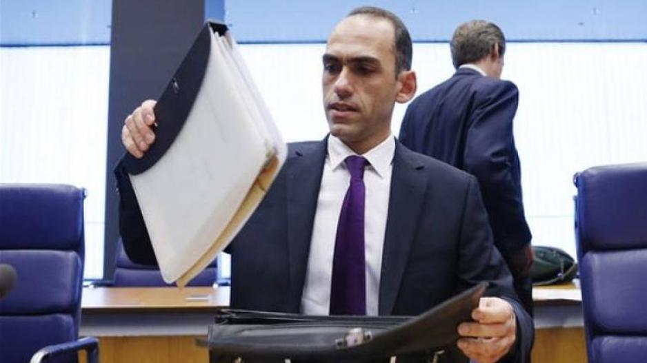 Συνεργατισμός: Η αντίδραση Χάρη για επικρίσεις και το Σχέδιο Β' Συνεργατισμός: Η αντίδραση Χάρη για επικρίσεις και το Σχέδιο Β'